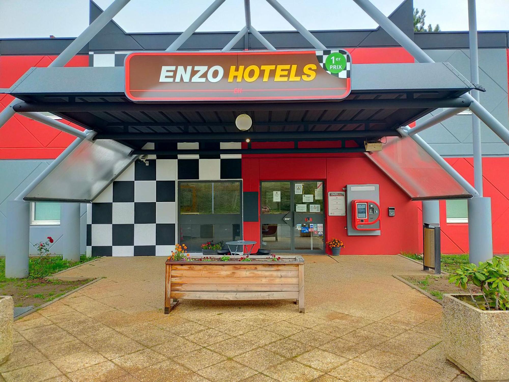 Enzo Hotel 1Er Prix Coudes Esterno foto