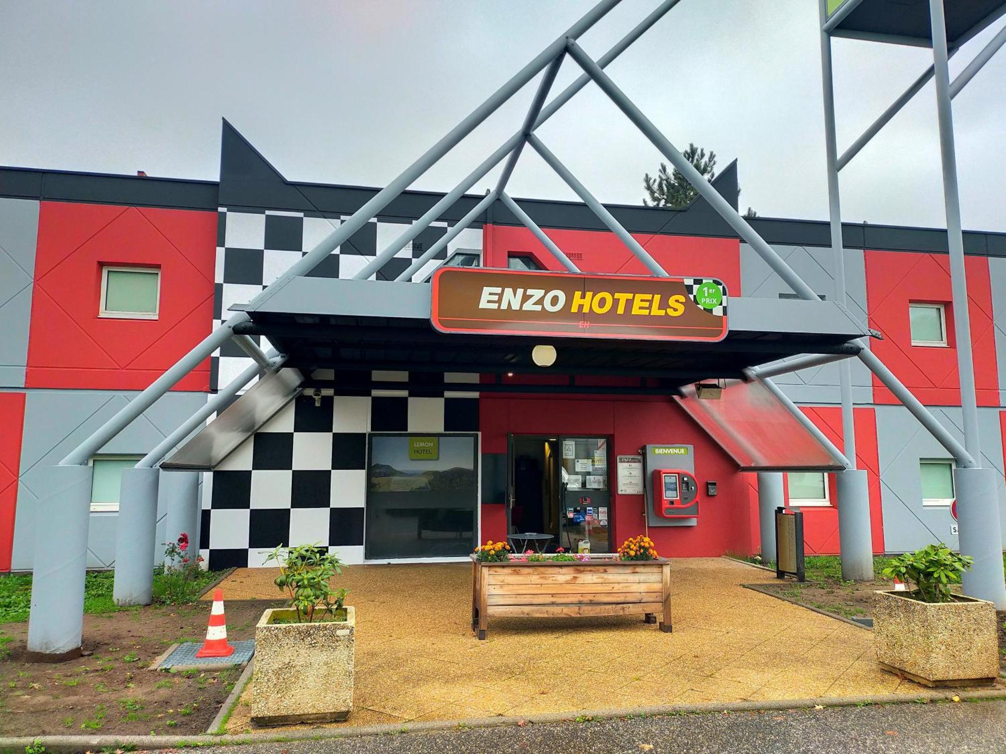 Enzo Hotel 1Er Prix Coudes Esterno foto